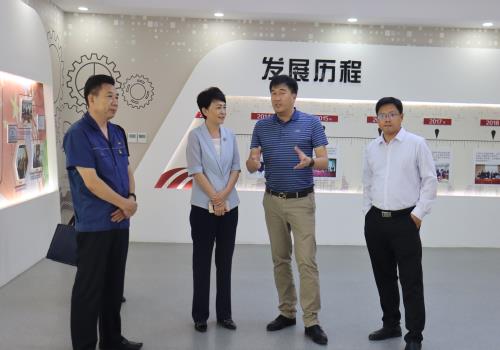 网媒聚焦·再瞰华凌-科华 |山东省委宣传部领导一行走进山东华凌调研进行专题采访
