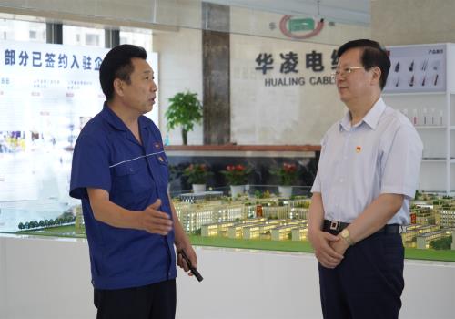 山东省市场监督管理局党组书记、局长，省知识产权局局长侯成君一行莅临调研